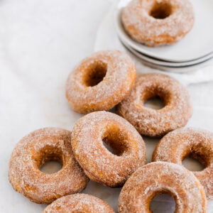 Pumpkin Spice Donuts