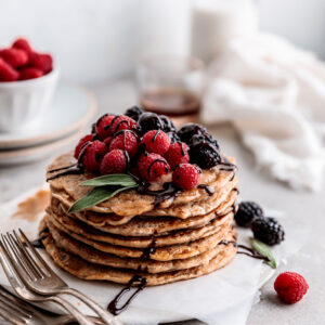 almond oat pancakes