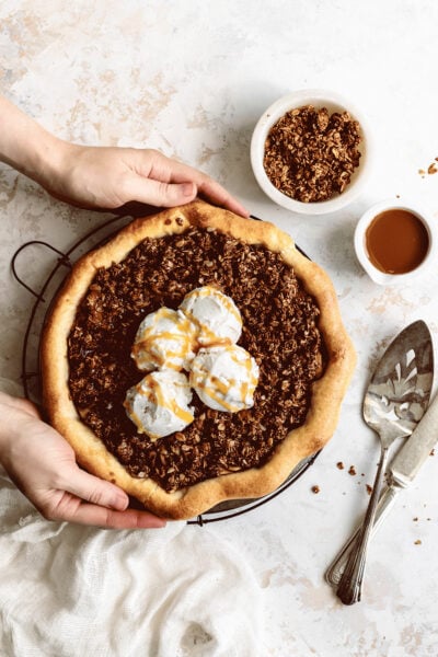 caramel apple crisp with granola and ice cream