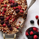 almond and berries baked oatmeal