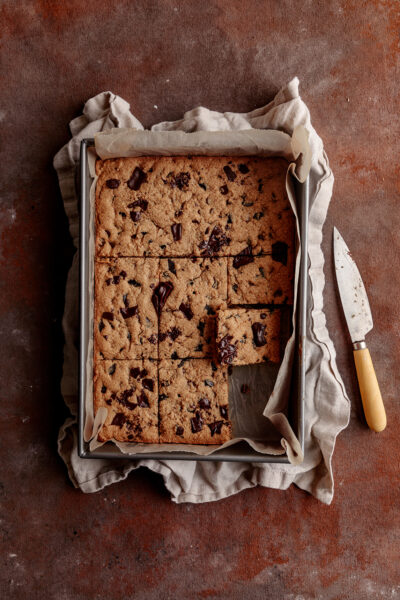 sliced almond butter Chocolate chip cookie bars